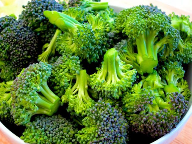 largea_largea_broccoli_07311506520614521614551452161475