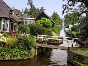 Dutch-Venice.Giethoorn