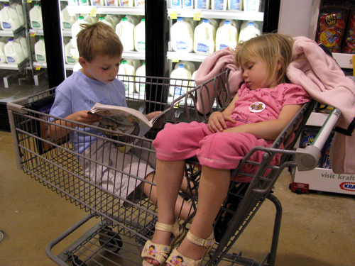 bedtime-story-at-the-grocery-store