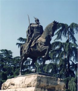 brosen_tirana_skanderbeg