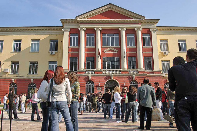 fakulteti-filologjik-universiteti-i-tiranes